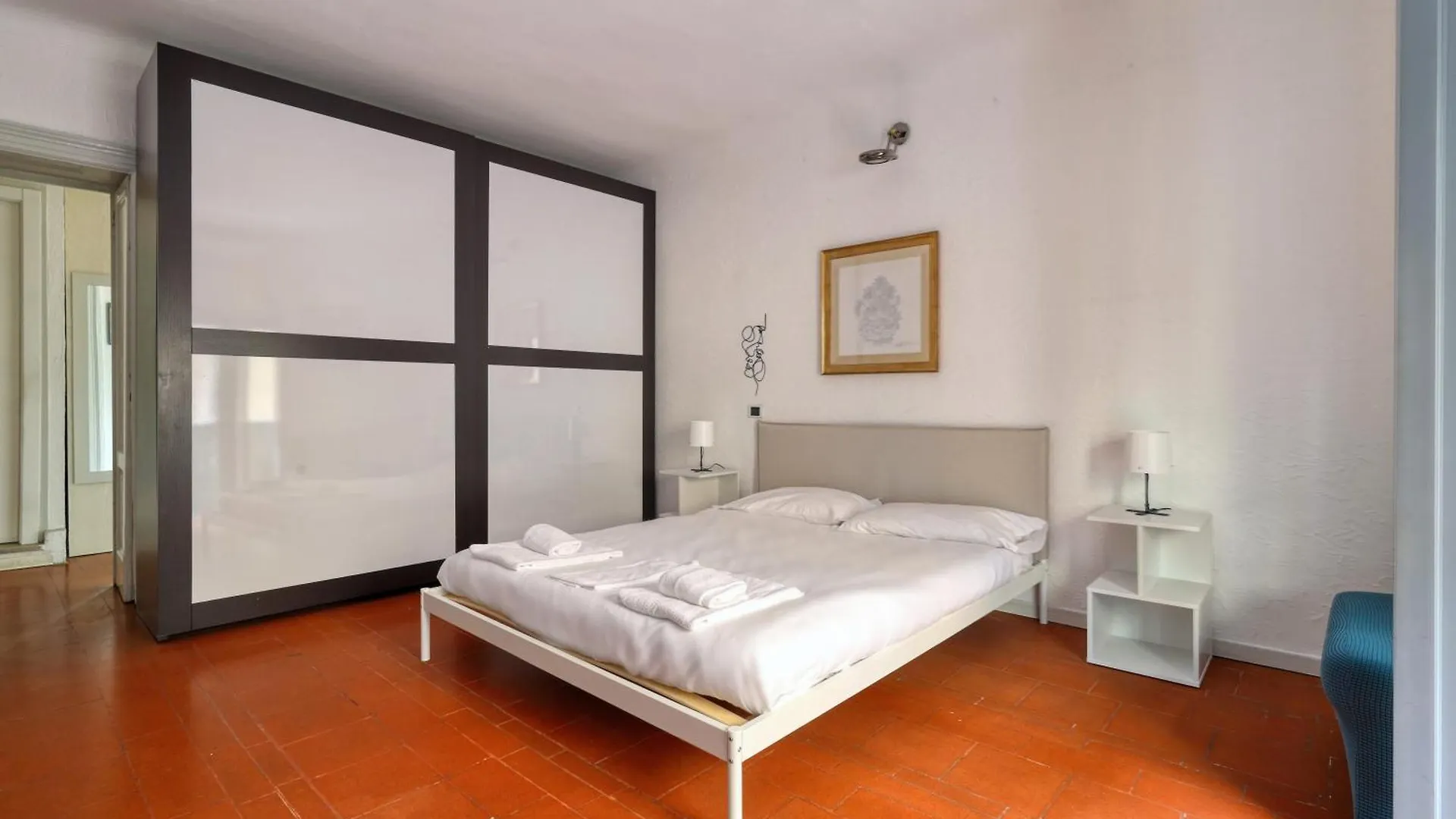 Charm Next To The Navigli- Via Tortona Apartment Milan
