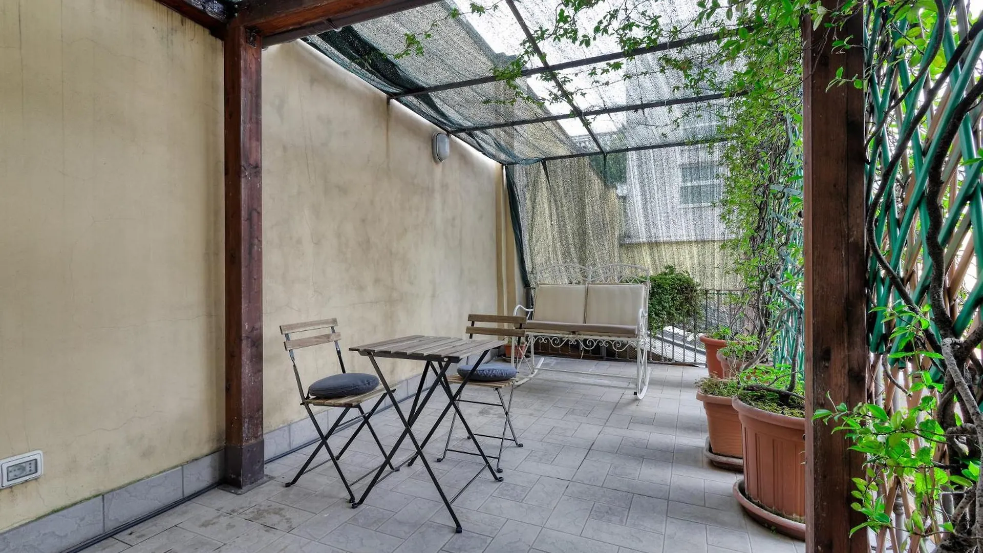 Charm Next To The Navigli- Via Tortona Apartman Milánó