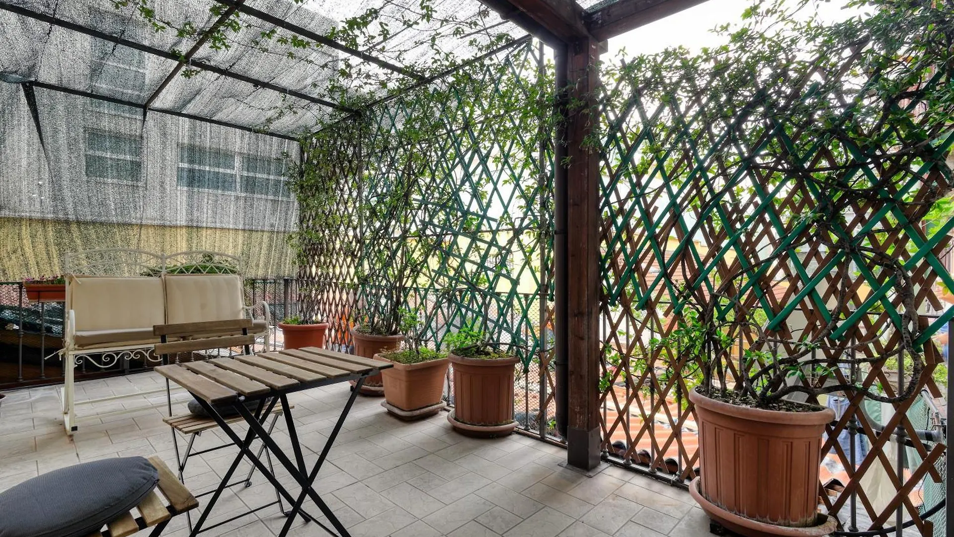 Charm Next To The Navigli- Via Tortona Apartman Milánó
